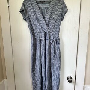 Banana Republic Gray Striped Maxi Dress